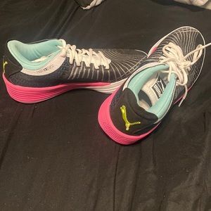 Puma mens clyde all pro basketball shoe size 8.5